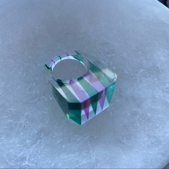 Vintage 60s 70s mod boho asymmetric lucite jelly ring w match - Picture 2 of 4